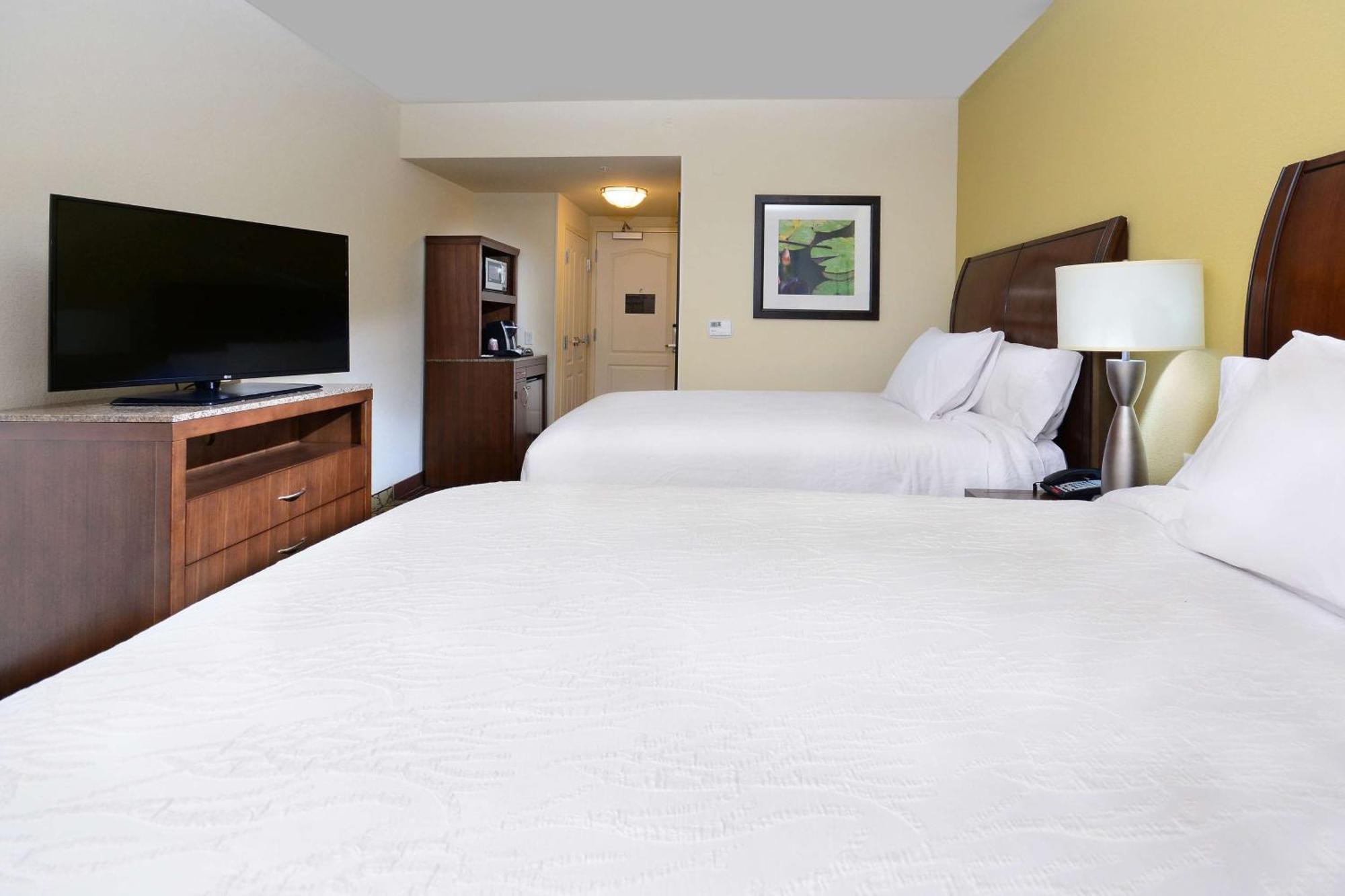 Hilton Garden Inn Greensboro Airport Екстер'єр фото