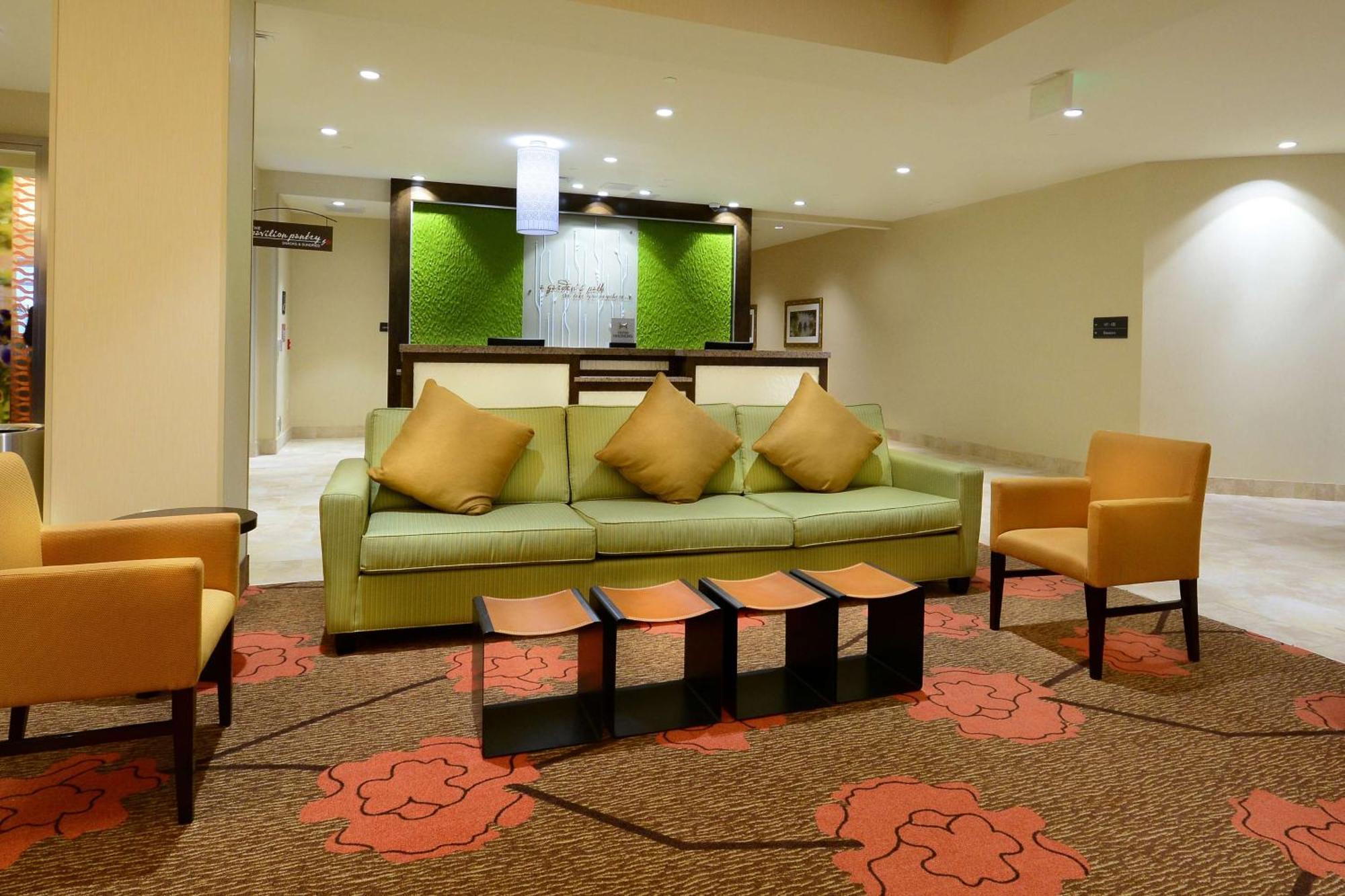 Hilton Garden Inn Greensboro Airport Екстер'єр фото